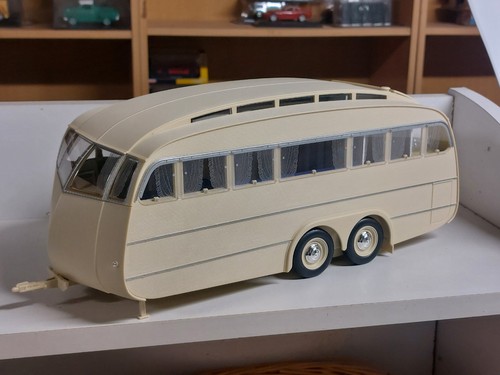 Caravane hénon norev 18 - hénon,