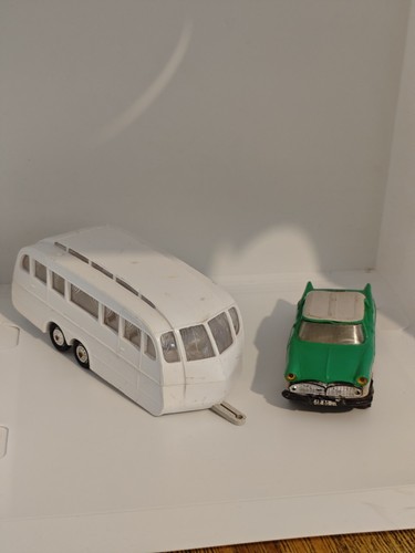 Norev plastique caravane - 1/43,